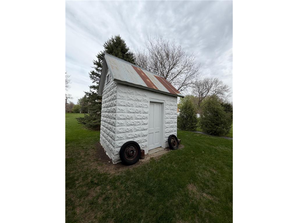 312 W Luverne Street Magnolia MN 56158 7068193 image62