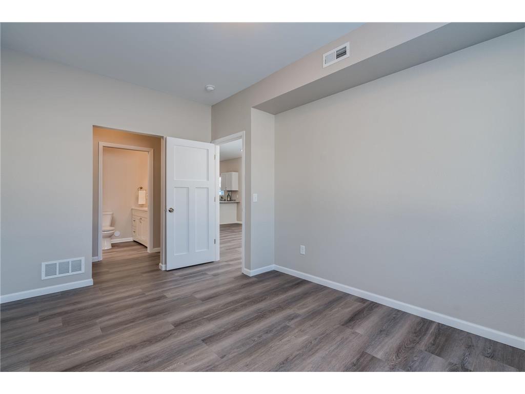 3120 & 3122 Noble Drive Mankato MN 56001 7018944 image15