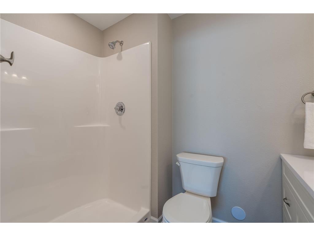 3120 & 3122 Noble Drive Mankato MN 56001 7018944 image18