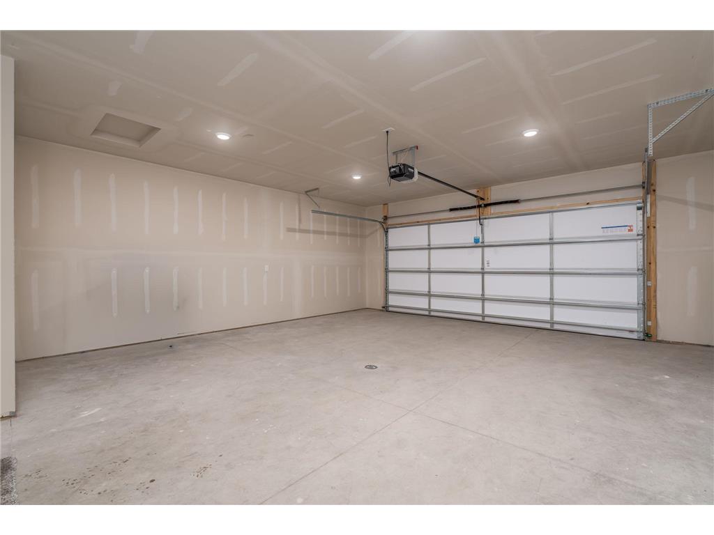 3120 & 3122 Noble Drive Mankato MN 56001 7018944 image23