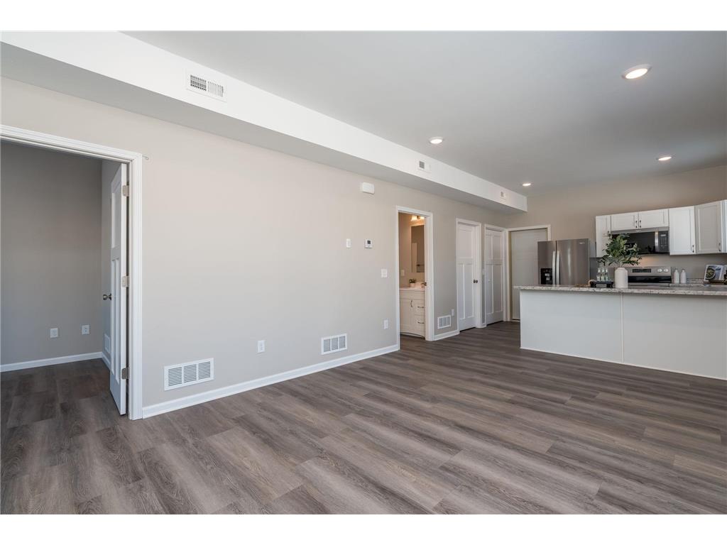 3120 & 3122 Noble Drive Mankato MN 56001 7018944 image6