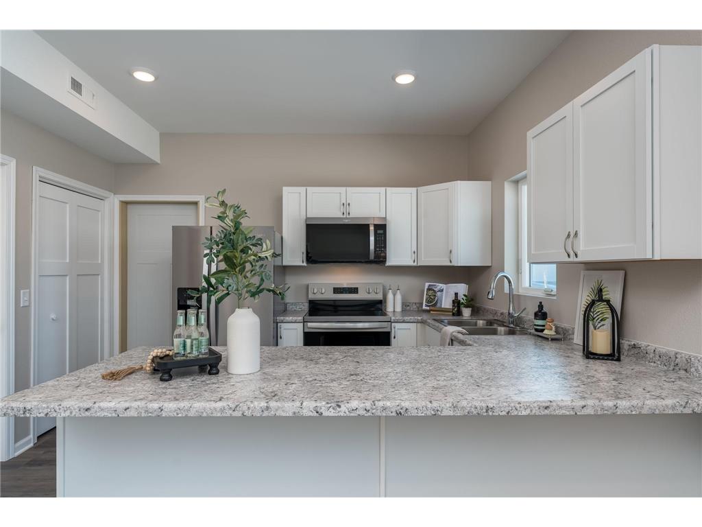 3120 & 3122 Noble Drive Mankato MN 56001 7018944 image8