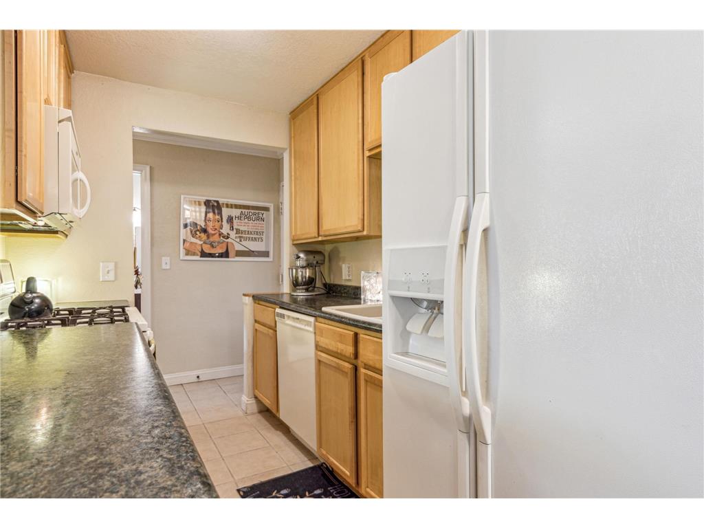 3120 Hennepin Avenue #103 Minneapolis MN 55408 6813374 image7