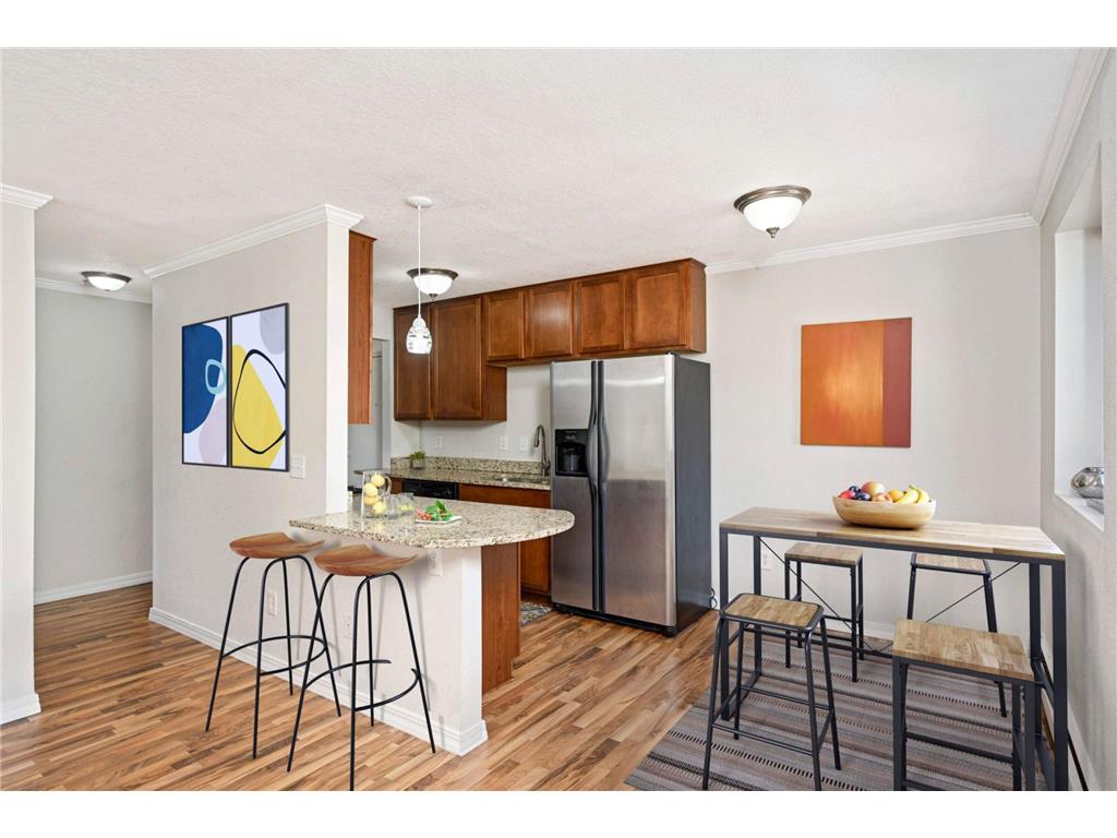 3120 Hennepin Avenue #105 Minneapolis MN 55408 6488018 image1