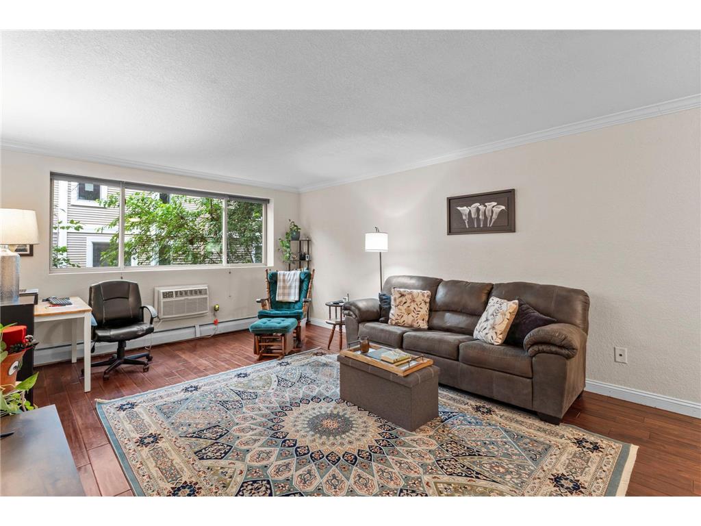 3120 Hennepin Avenue #106 Minneapolis MN 55408 7036389 image3