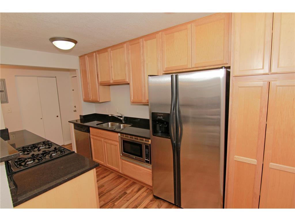 3120 Hennepin Avenue #107 Minneapolis MN 55408 6623146 image4