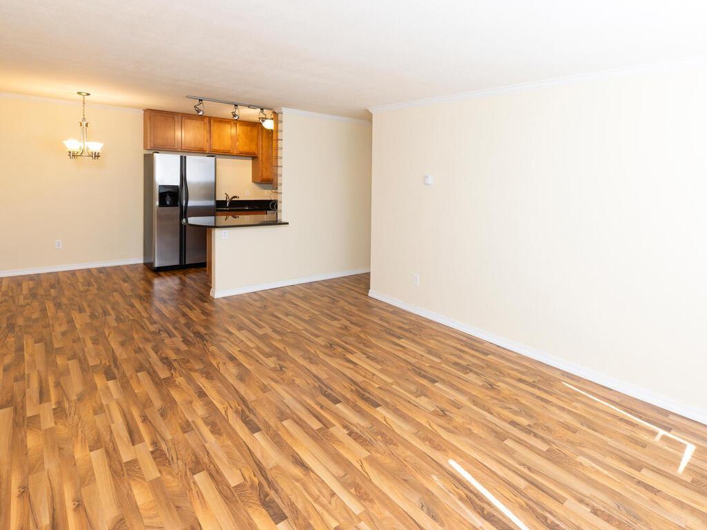 3120 Hennepin Avenue #302 Minneapolis MN 55408 6506606 image1