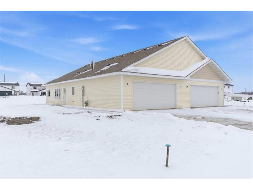 3120 Noble Drive Mankato MN 56001 6804745 image1