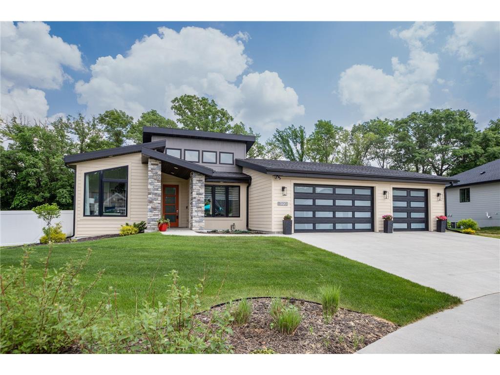 3120 Yellow Rose Lane SW, Rochester, MN, 55902 MLS 7656207 Edina