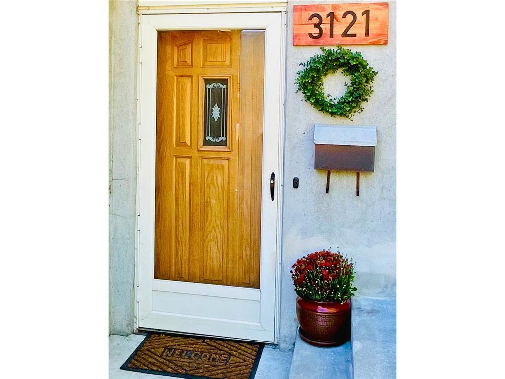 3121 Golden Valley Road Golden Valley MN 55422 6609261 image1