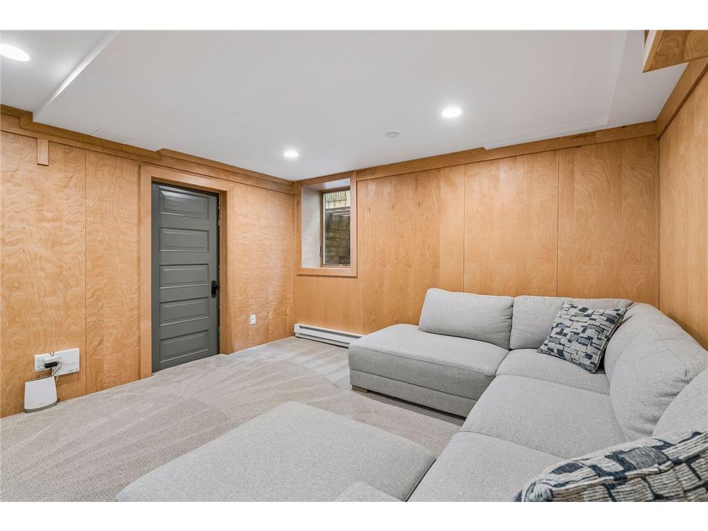 3121 Humboldt Avenue S Minneapolis MN 55408 7060600 image35