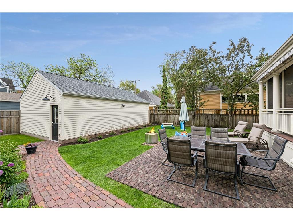 3121 Humboldt Avenue S Minneapolis MN 55408 7060600 image46