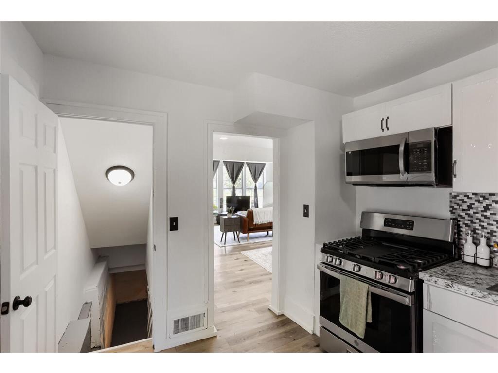 3123 Knox Avenue N Minneapolis MN 55411 7088906 image13