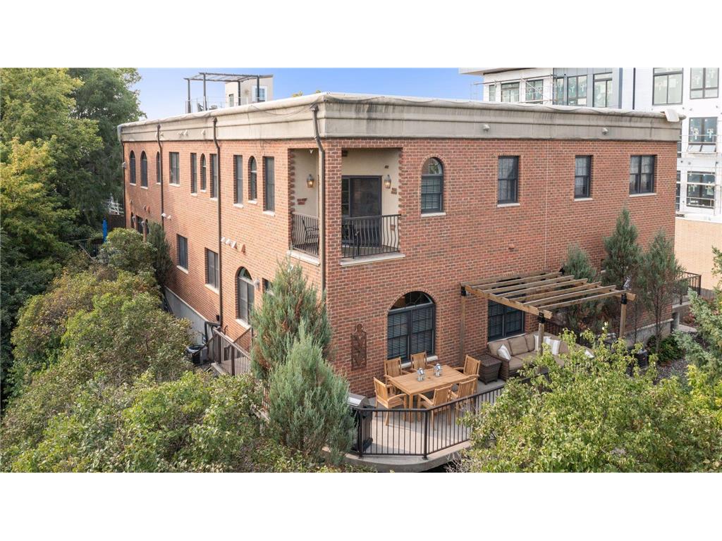 3125 Inglewood Avenue S 103, Saint Louis Park, MN, 55416 MLS