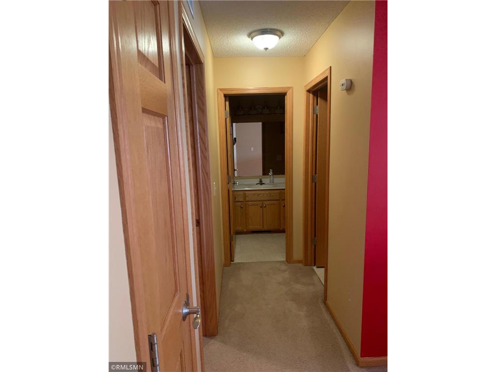 3125 Legacy Lane Woodbury MN 55129 7004439 image13