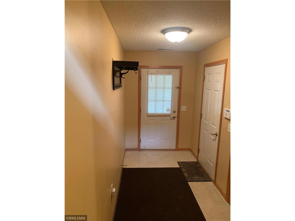 3125 Legacy Lane Woodbury MN 55129 7004439 image2