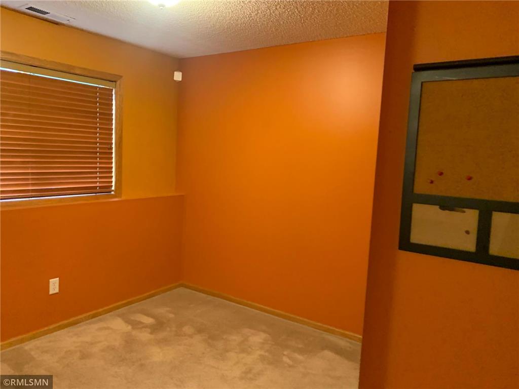 3125 Legacy Lane Woodbury MN 55129 7004439 image21