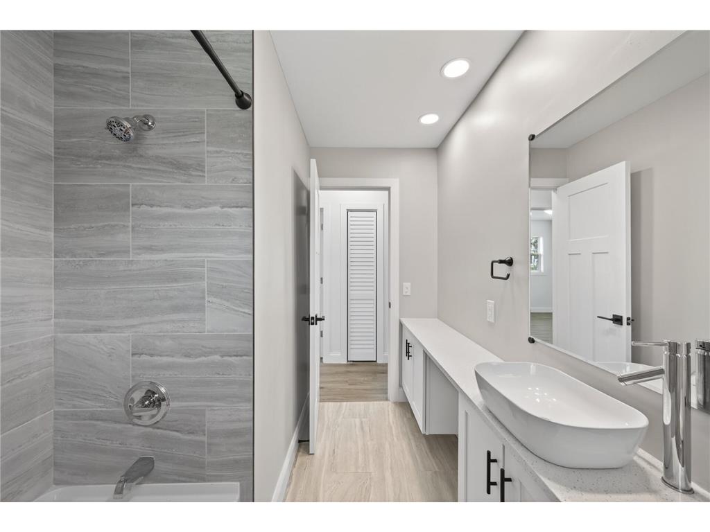 3125 Winnetka Avenue N Crystal MN 55427 7071190 image18