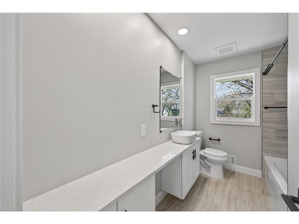 3125 Winnetka Avenue N Crystal MN 55427 7071190 image19