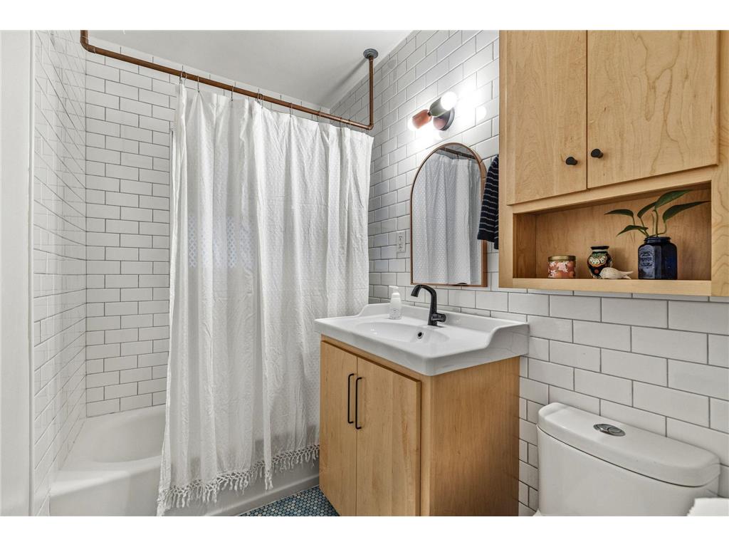 3126 Pierce Street NE Minneapolis MN 55418 7050763 image18