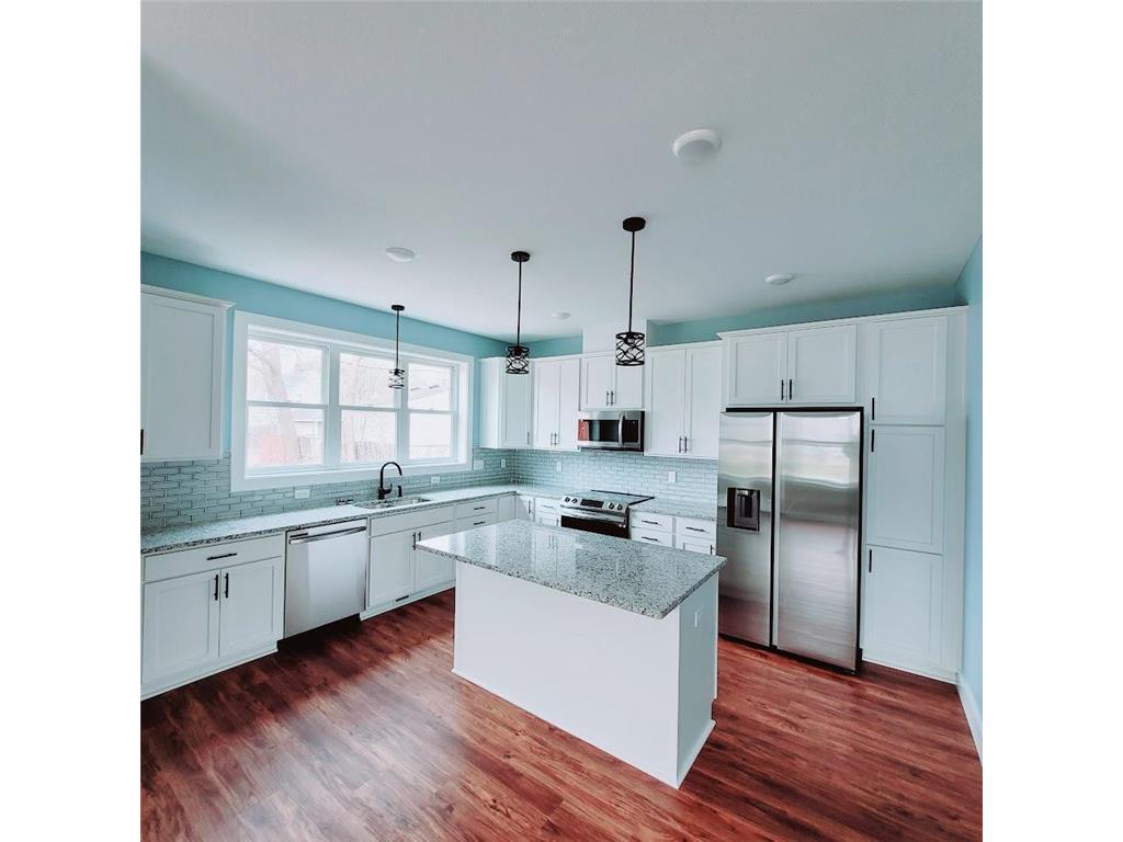 3126 Vincent Avenue N Minneapolis MN 55411 6360944 image1