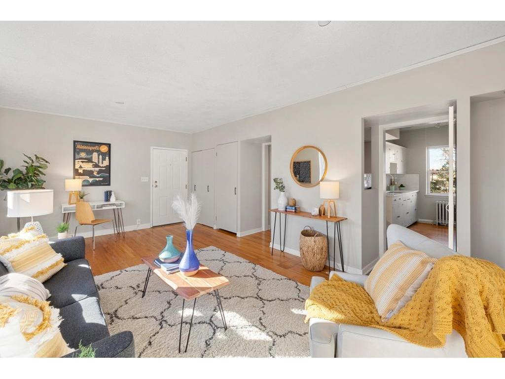 3126 W Bde Maka Ska Boulevard #411 Minneapolis MN 55416 - Bde Maka Ska 7079686 image1