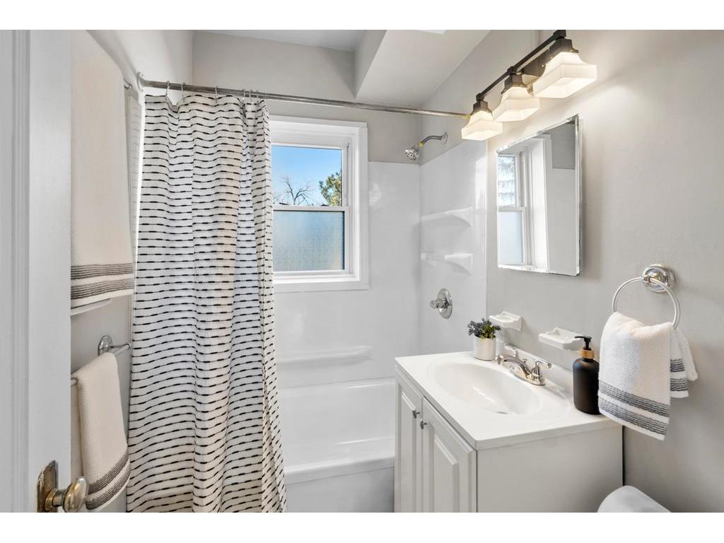 3126 W Bde Maka Ska Boulevard #411 Minneapolis MN 55416 - Bde Maka Ska 7079686 image5