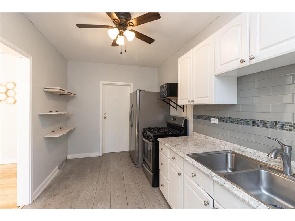 3128 W Bde Maka Ska Boulevard #415 Minneapolis MN 55416 7040013 image10
