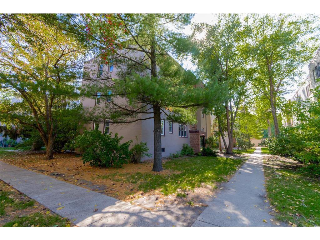 3128 W Bde Maka Ska Boulevard #415 Minneapolis MN 55416 7040013 image21