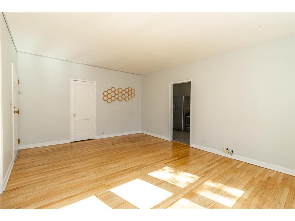 3128 W Bde Maka Ska Boulevard #415 Minneapolis MN 55416 7040013 image6