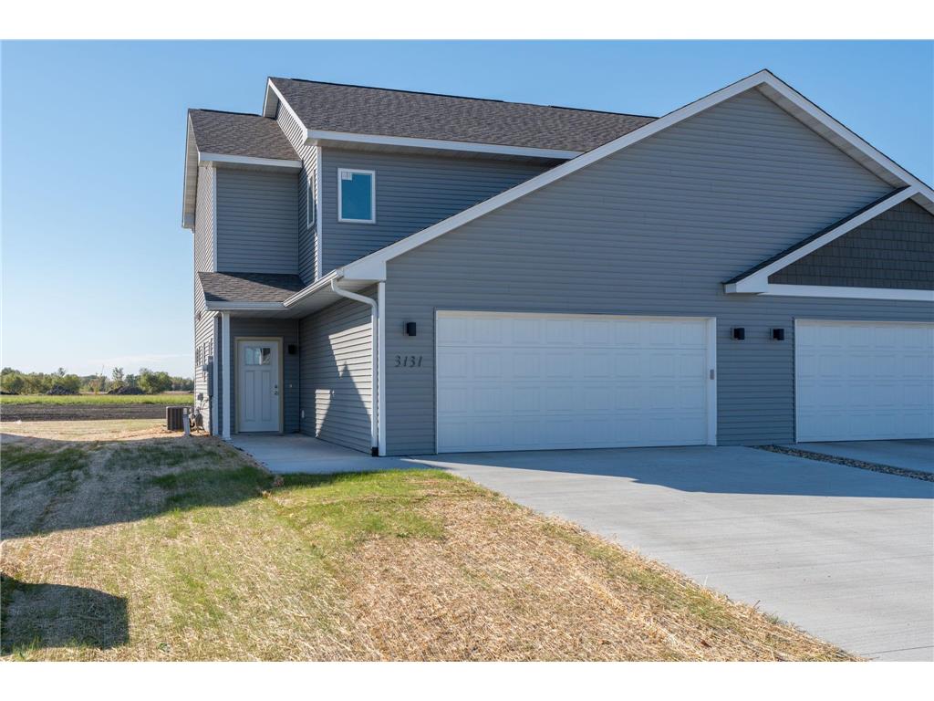 3129 & 3131 Noble Drive Mankato MN 56001 7015982 image1