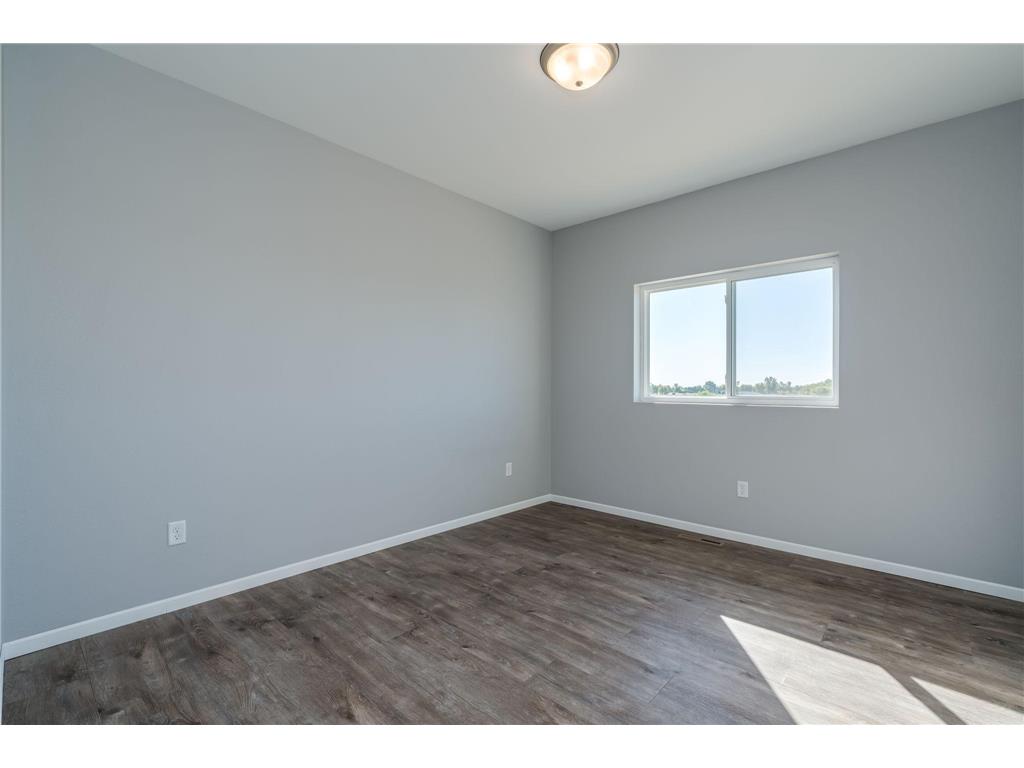 3129 & 3131 Noble Drive Mankato MN 56001 7015982 image25