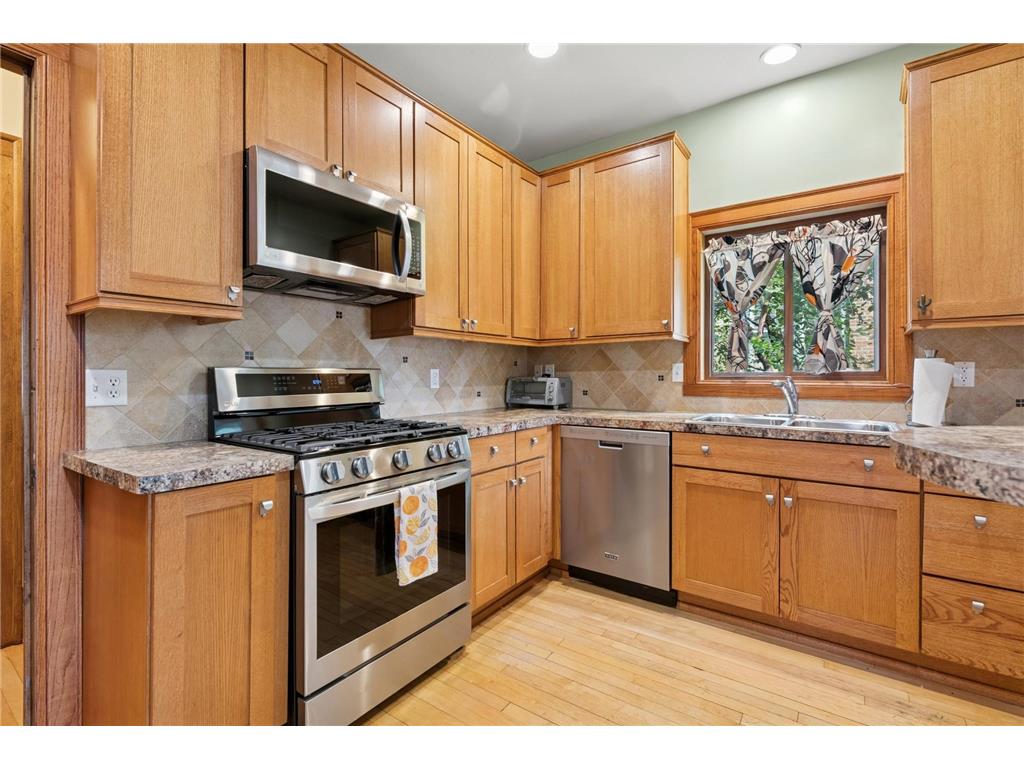 3129 Holmes Avenue S Minneapolis MN 55408 6751513 image11