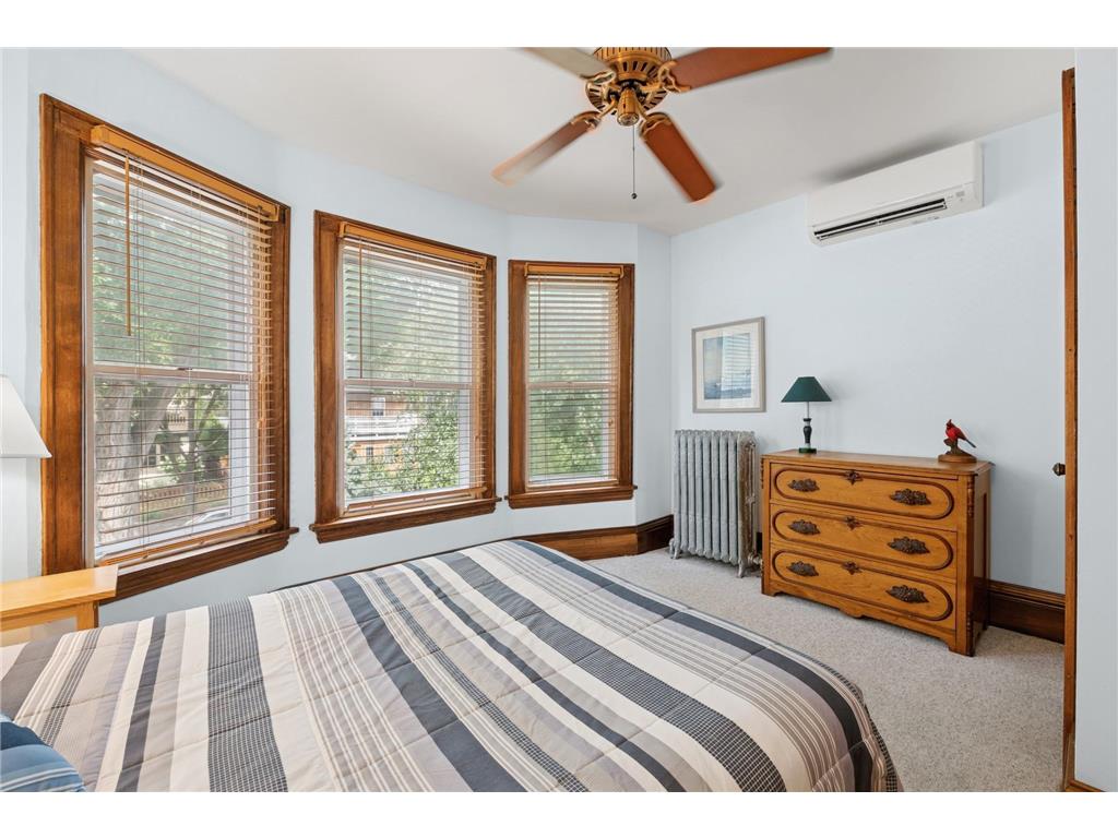 3129 Holmes Avenue S Minneapolis MN 55408 6751513 image14