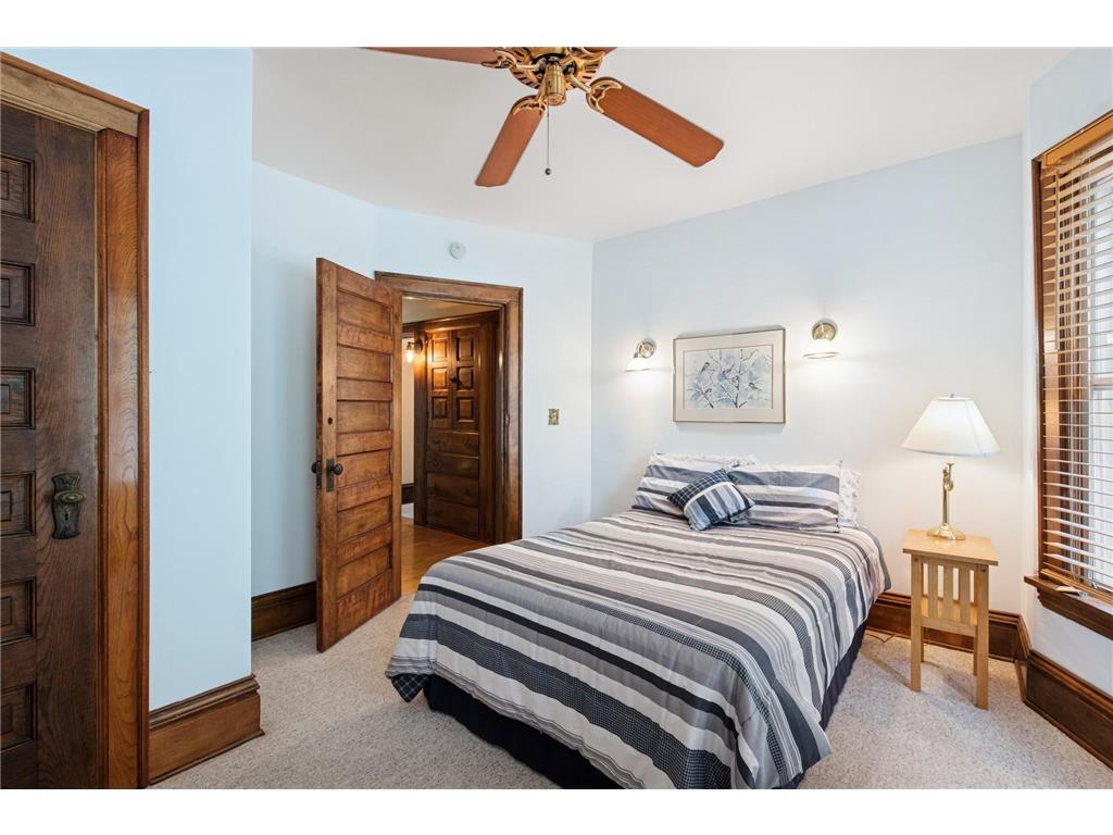 3129 Holmes Avenue S Minneapolis MN 55408 6751513 image15