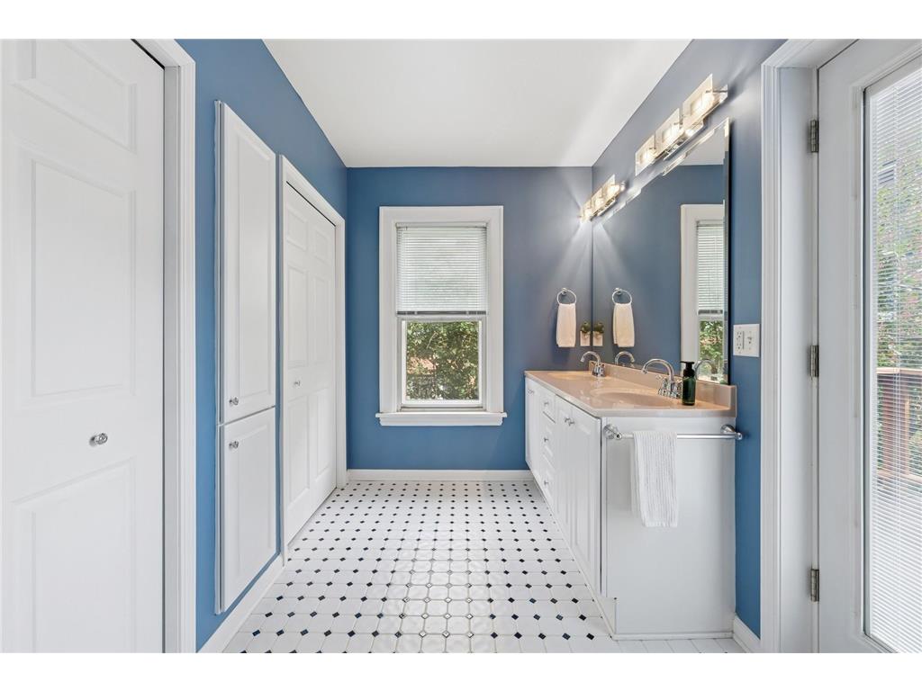 3129 Holmes Avenue S Minneapolis MN 55408 6751513 image16