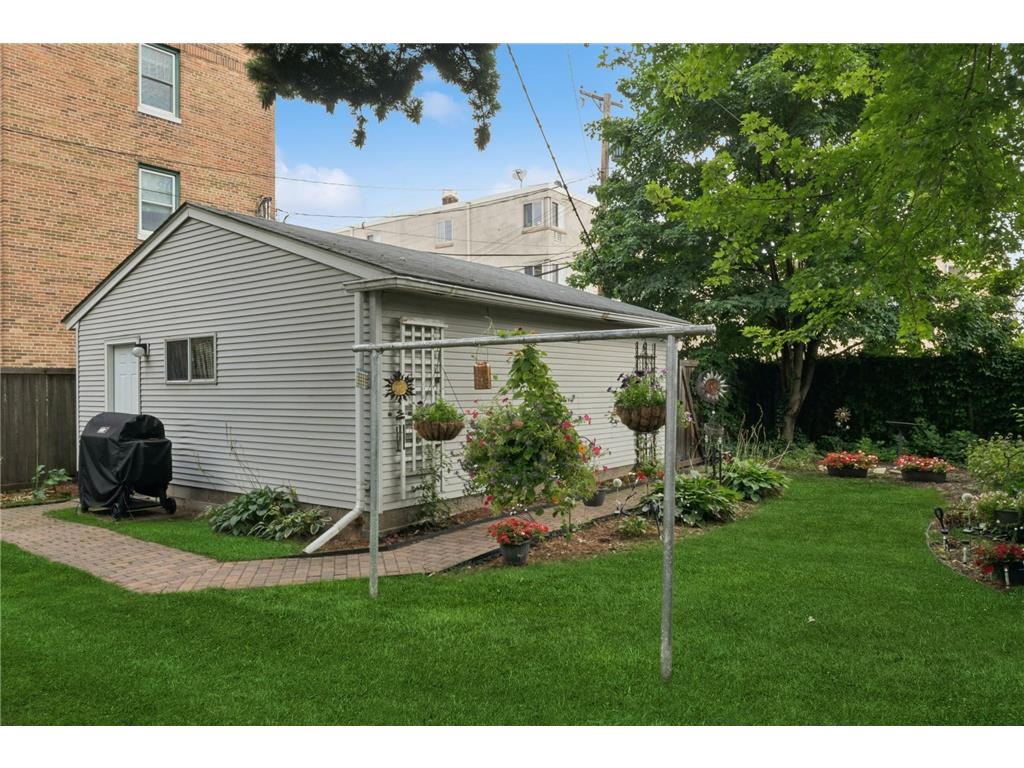 3129 Holmes Avenue S Minneapolis MN 55408 6751513 image26