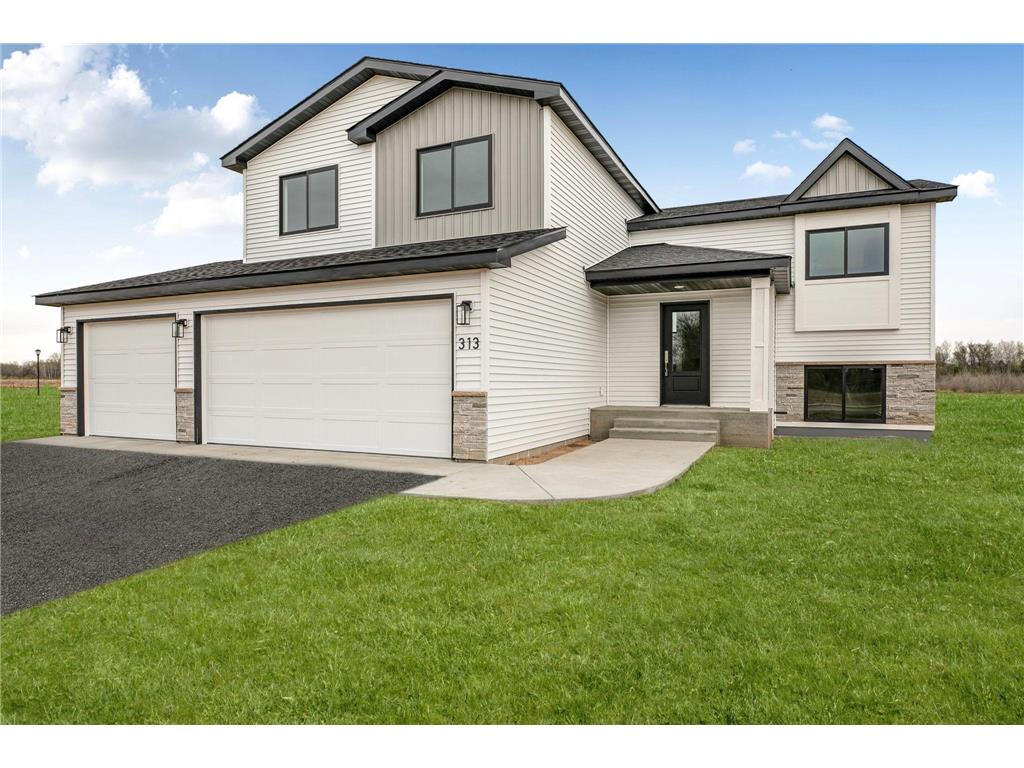 313 10th Street S Sartell MN 56377 7036764 image1