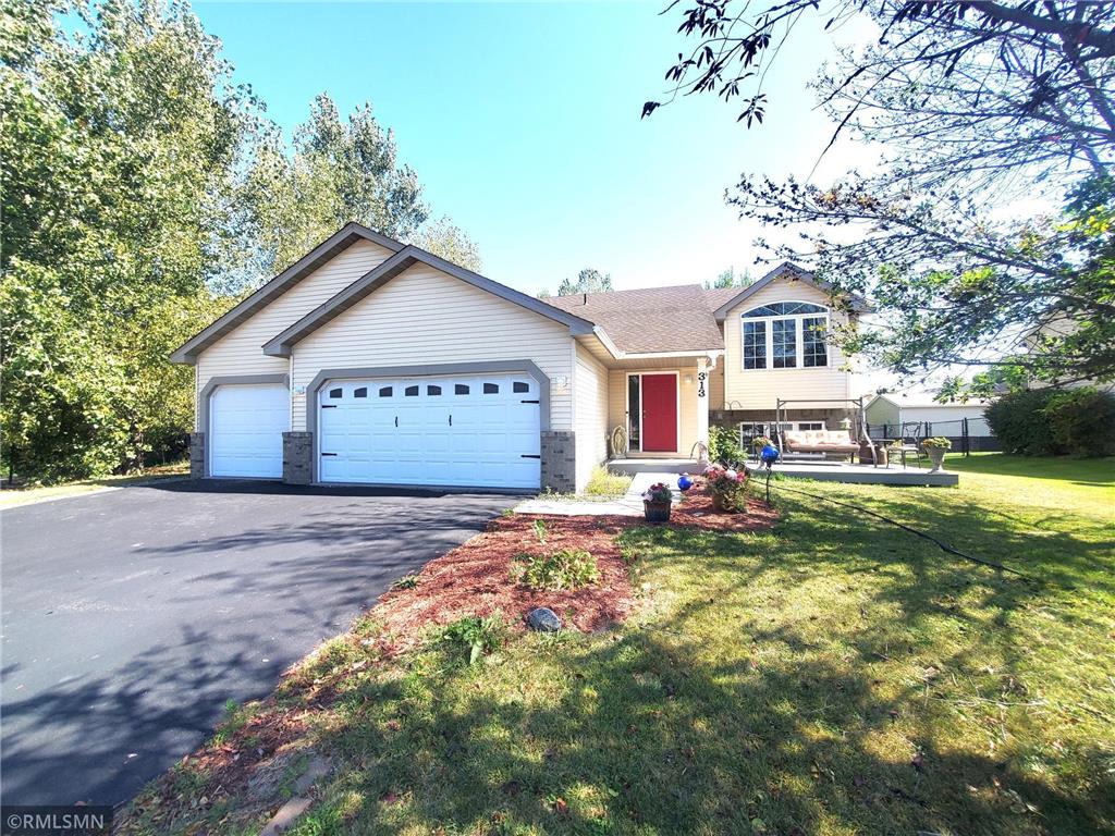 313 11th Street Farmington MN 55024 6605345 image1