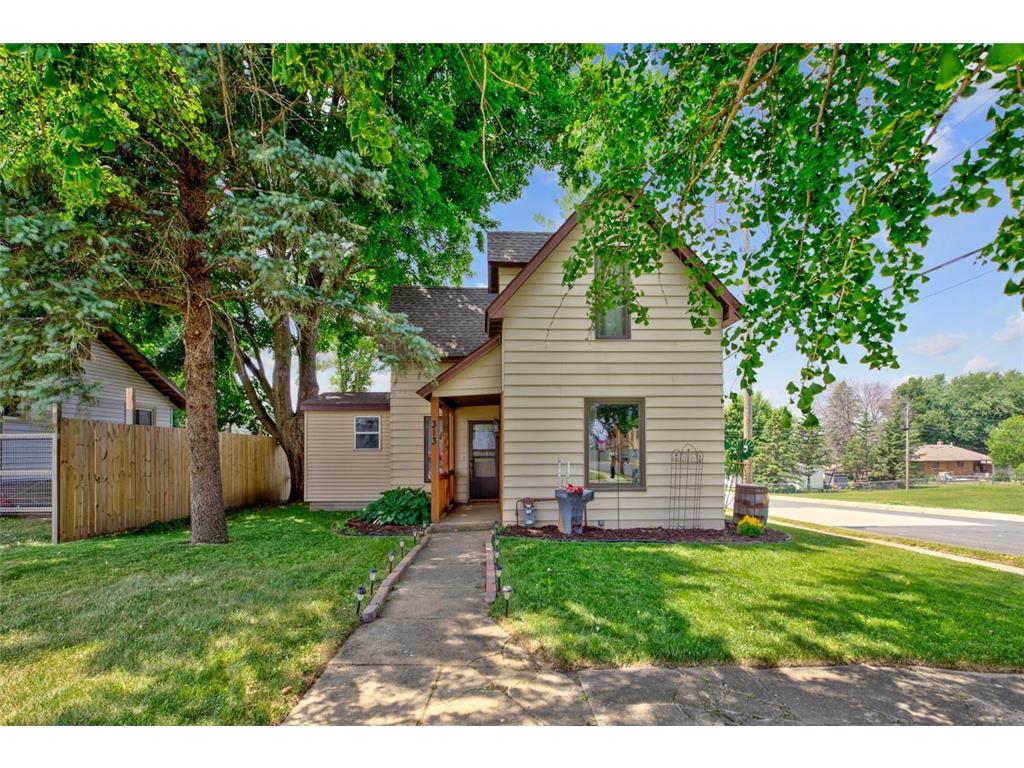 313 1st Avenue NW Byron MN 55920 6390625 image1