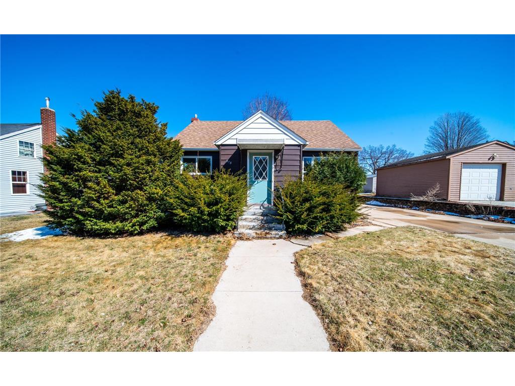 313 1st Avenue SW Pine Island MN 55963 6693006 image1