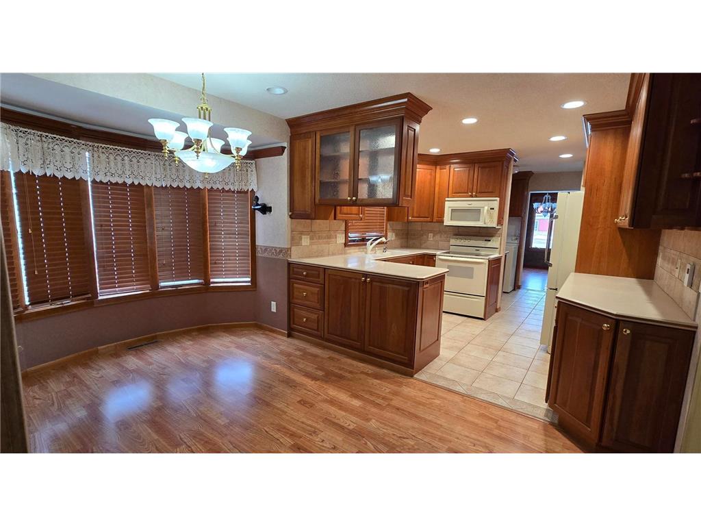 313 3rd Avenue N Emmons MN 56029 6805042 image14