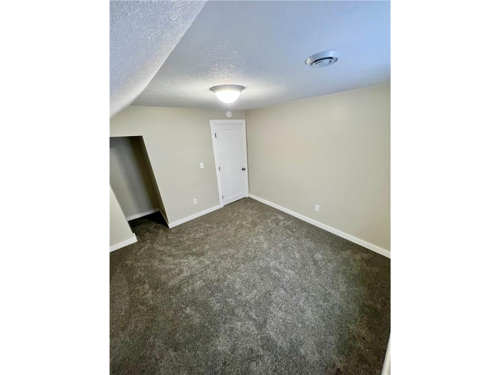 313 3rd Street Bovey MN 55709 6824858 image19