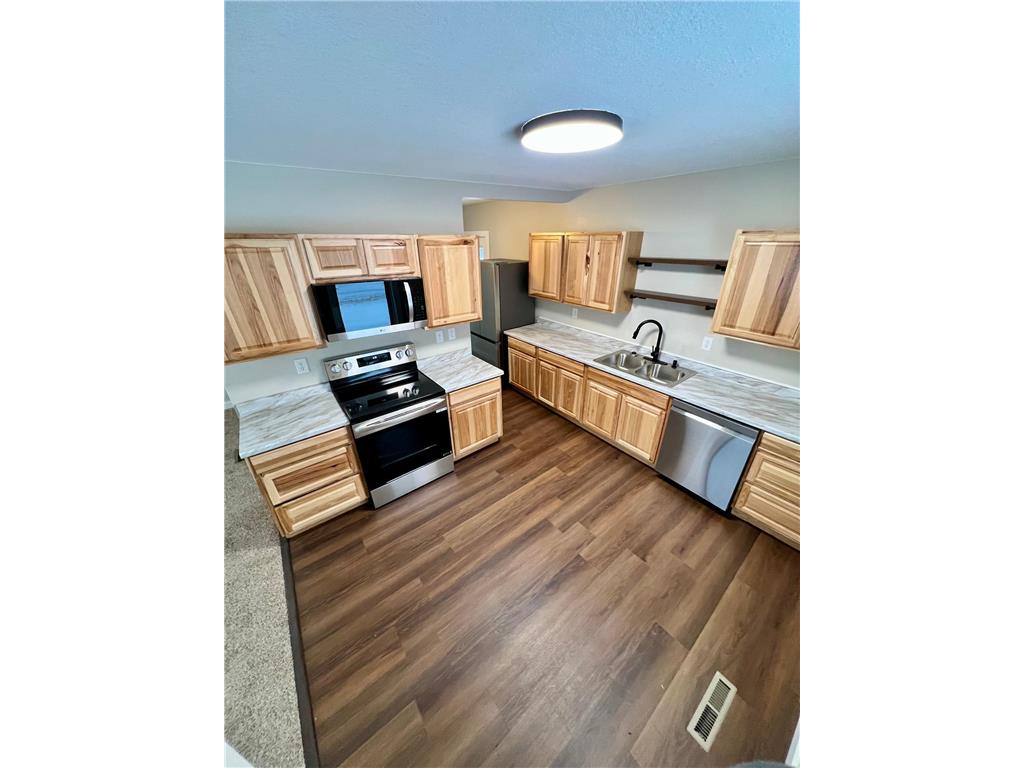 313 3rd Street Bovey MN 55709 6824858 image4