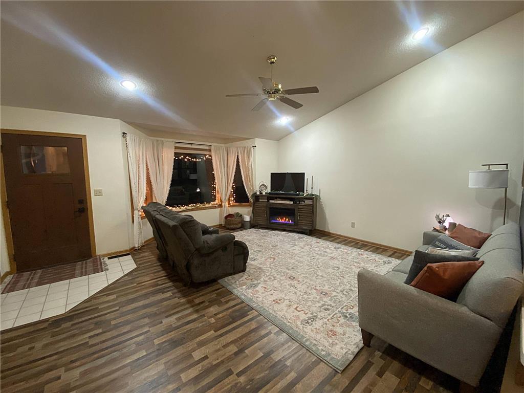 313 3rd Street N Kerkhoven MN 56252 7008899 image8