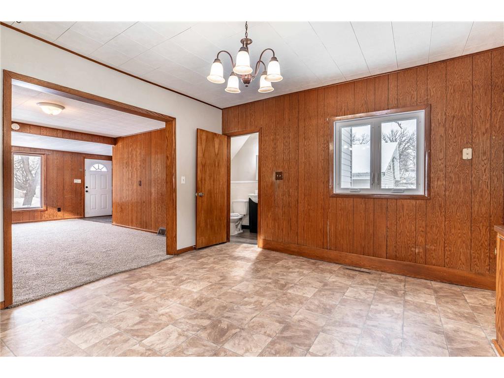 313 3rd Street SE Pelican Rapids MN 56572 7014911 image17