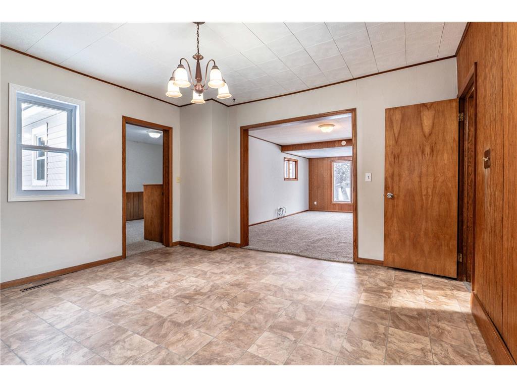 313 3rd Street SE Pelican Rapids MN 56572 7014911 image18