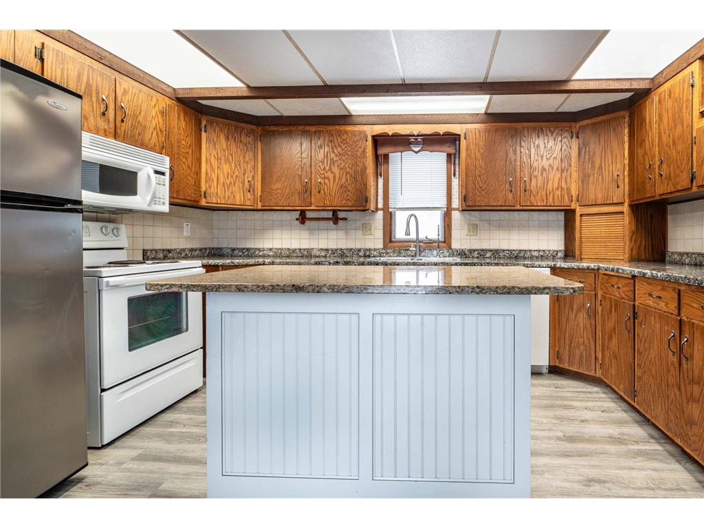 313 3rd Street SE Pelican Rapids MN 56572 7014911 image20