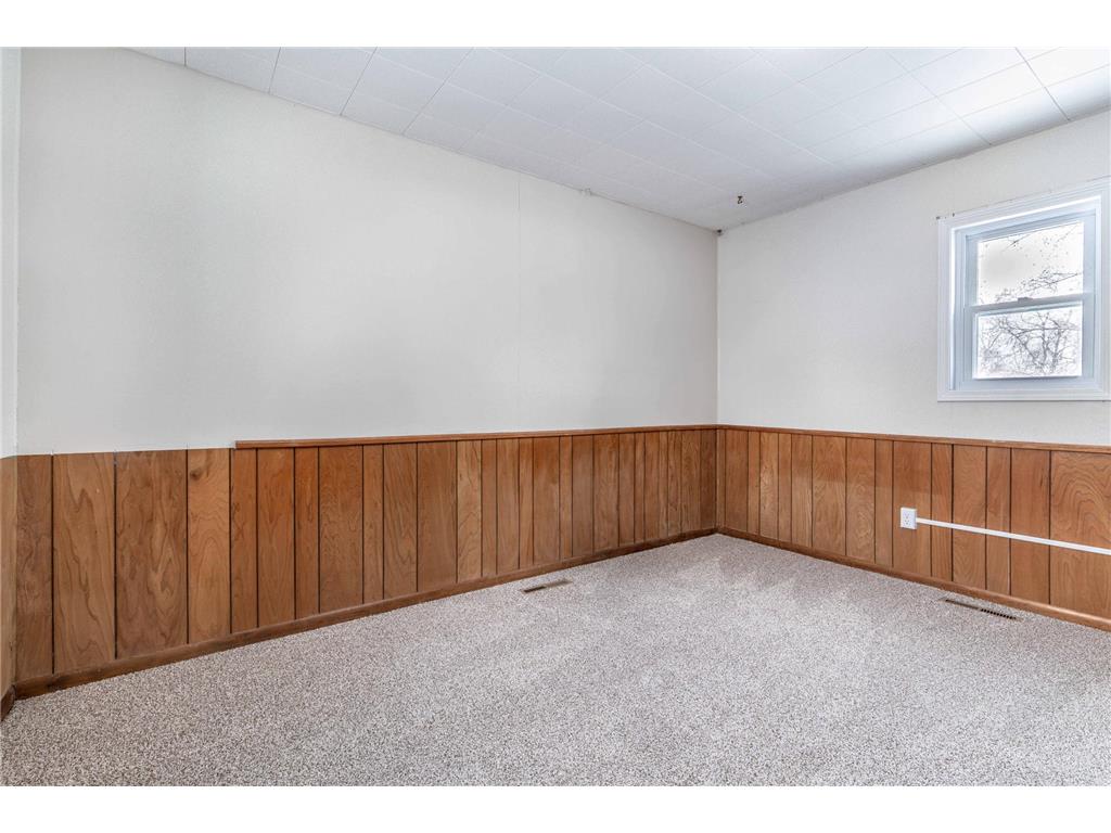 313 3rd Street SE Pelican Rapids MN 56572 7014911 image28