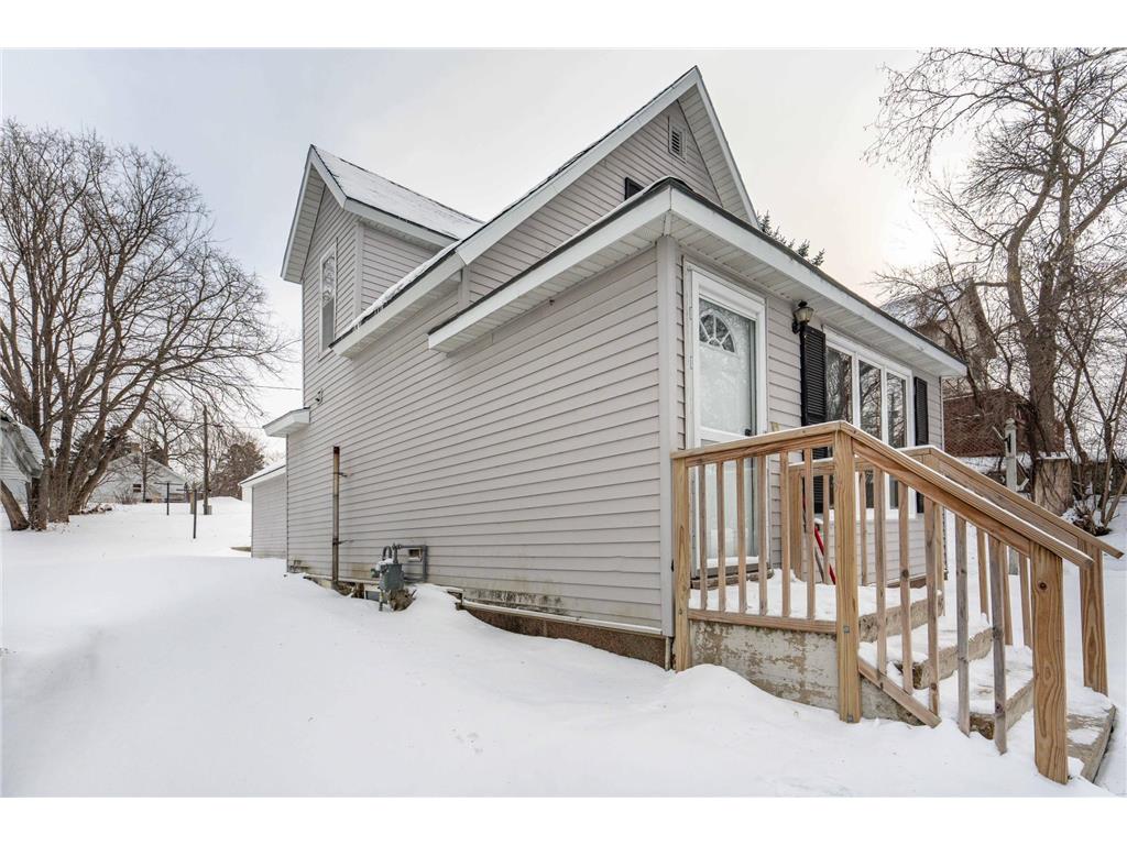 313 3rd Street SE Pelican Rapids MN 56572 7014911 image5